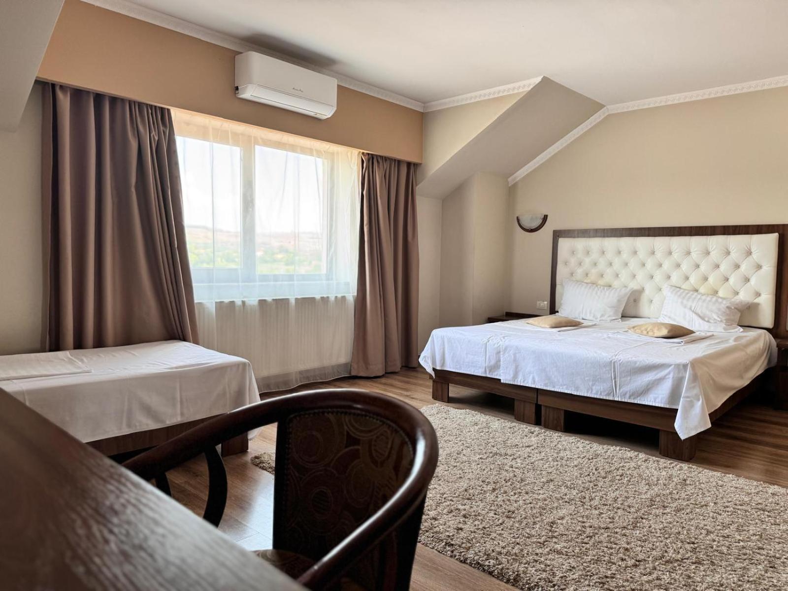Hanul Domnesc Imperial Hotel & Spa Călan Exterior foto